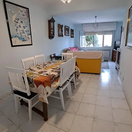 Holiday home Casa Con Jardin A 5' De Aranda De Duero